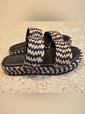 Matisse Black & Cream Woven Two-Strap Slide Sandals
